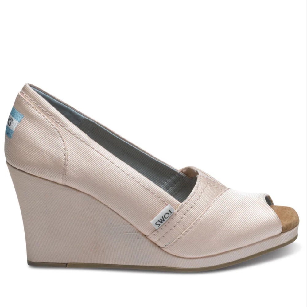 TOM’S Women’s Wedding Wedges Satin/Cream Peep Toe